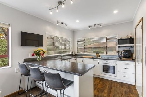 Photo of property in 2/51 Union Road, Howick, Auckland, 2014