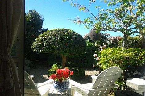 Photo of property in 256 Main Road, Moncks Bay, Christchurch, 8081