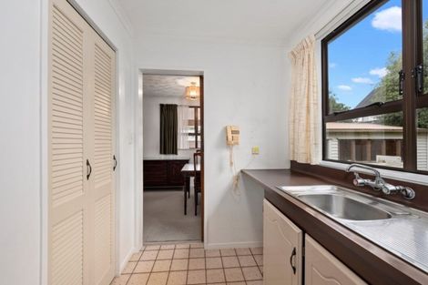 Photo of property in 15a Montgomery Crescent, Clouston Park, Upper Hutt, 5018