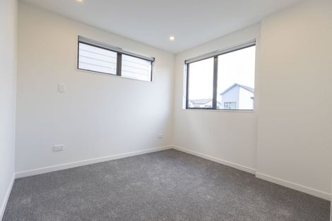 Photo of property in 24 Tukauri Place, Papakura, 2110