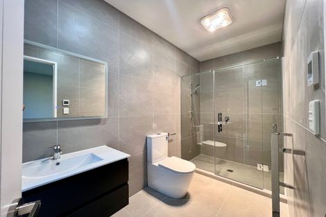 Photo of property in 16 Kiokio Place, Swanson, 0614