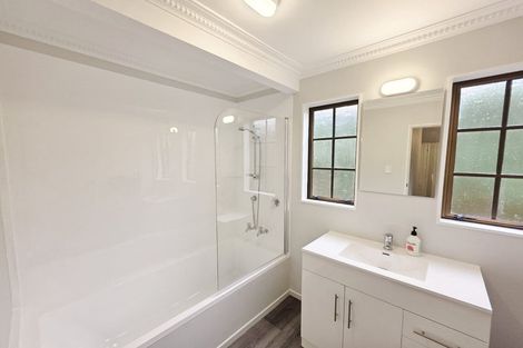 Photo of property in 3 Rawene Street, Waikanae, 5036