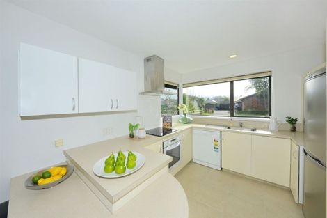 Photo of property in 2/39 Greenock Street, Redwood, Christchurch, 8051