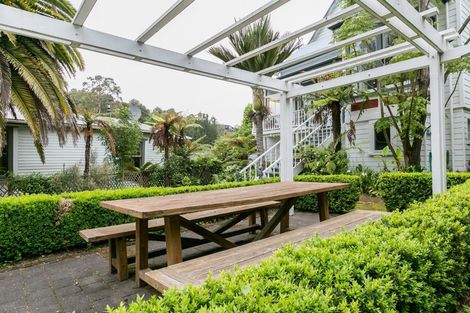 Photo of property in 8 Burke Street, Hospital Hill, Napier, 4110