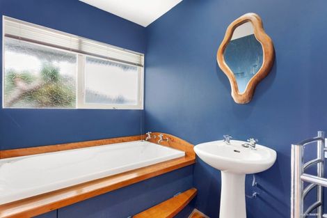 Photo of property in 46a Eskdale Road, Birkdale, Auckland, 0626