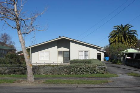 Photo of property in 18 Moreton Road, Carterton, 5713