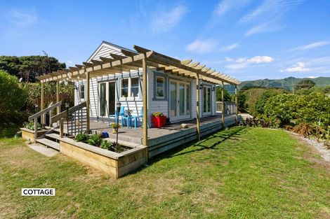 Photo of property in 106 Paetawa Road, Peka Peka, Waikanae, 5391