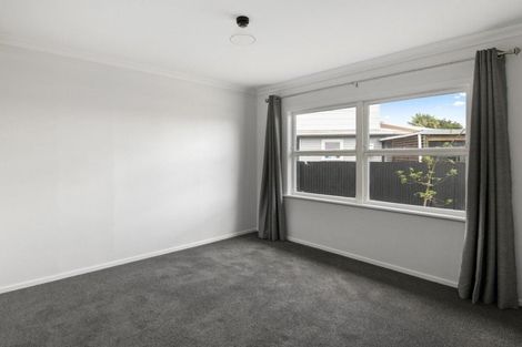Photo of property in 35 Balmoral Street, Levin, 5510