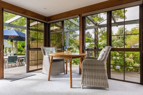 Photo of property in 114 Main Road South, Raumati Beach, Paraparaumu, 5032