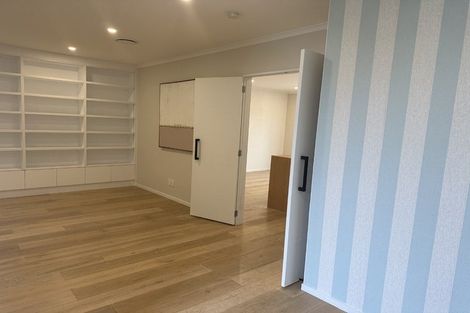 Photo of property in 2 Crompton Place, Orewa, 0931