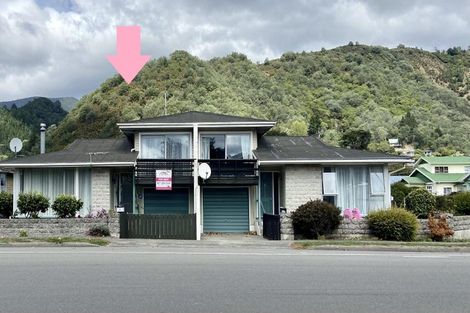Photo of property in Nelson Square, Picton, 7220