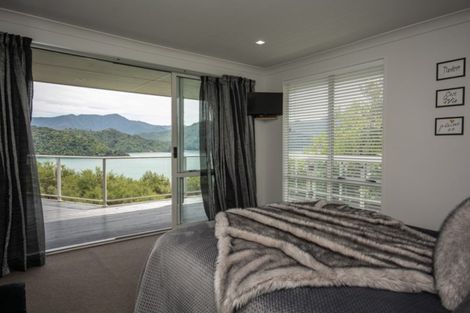 Photo of property in 16 Lawrence Street, Havelock, 7100