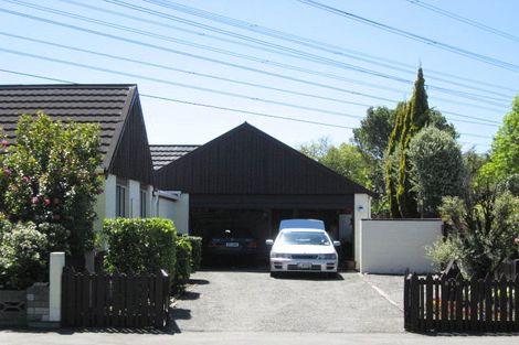 Photo of property in 2/310 Memorial Avenue, Burnside, Christchurch, 8053