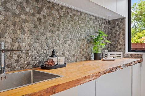 Photo of property in 27 Condell Avenue, Papanui, Christchurch, 8053