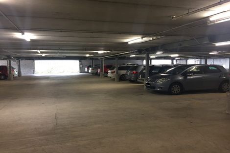 Photo of property in Luxford Villas, 115/72 Herald Street, Berhampore, Wellington, 6023