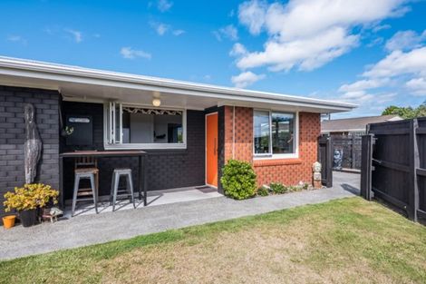 Photo of property in 53 Rimu Street, Waikanae, 5036