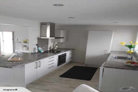 Photo of property in 1/5 Milnebank Street, Upper Riccarton, Christchurch, 8041