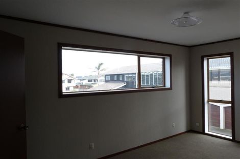 Photo of property in 89a Marine Parade, Mount Maunganui, 3116