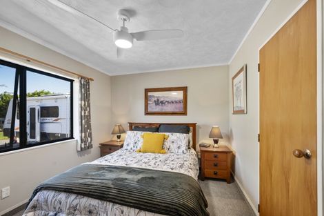 Photo of property in 13 The Loop, Meeanee, Napier, 4110