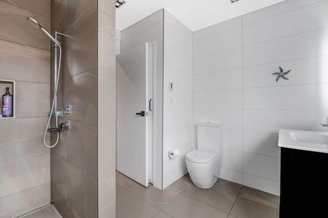 Photo of property in 37 Killarney Avenue, Torbay, Auckland, 0630