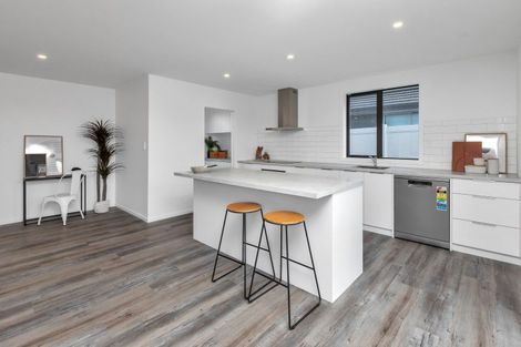 Photo of property in 31 Kapiakauri Road, One Tree Point, 0118