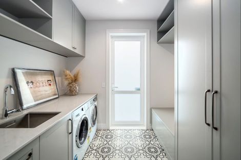 Photo of property in 2 Westwood Avenue, Greytown, 5712