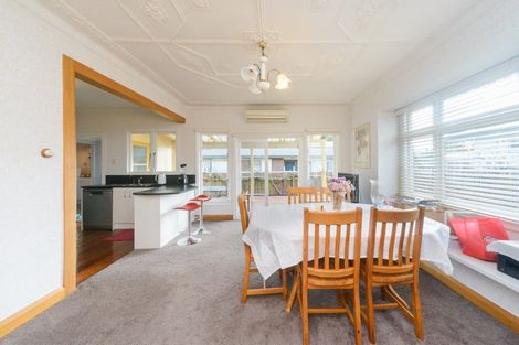 Photo of property in 18 Mahoe Avenue, Takaro, Palmerston North, 4410