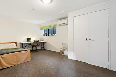 Photo of property in 136 Woodlands Park Road, Titirangi, Auckland, 0604