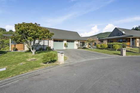 Photo of property in Redwood Village, 26/42 Main Road, Tawa, Wellington, 5028