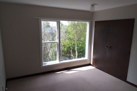 Photo of property in 26-26a Chartwell Drive, Crofton Downs, Wellington, 6035