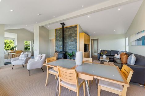 Photo of property in 93 Field Way, Waikanae Beach, Waikanae, 5036