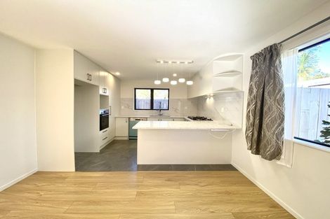 Photo of property in 39c Cutler Street, New Lynn, Auckland, 0600