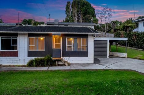 Photo of property in 1/17 Emirau Place, Glenfield, Auckland, 0629