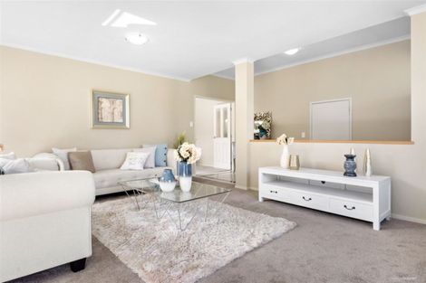 Photo of property in 10 Barnacle Rise, Red Beach, 0932