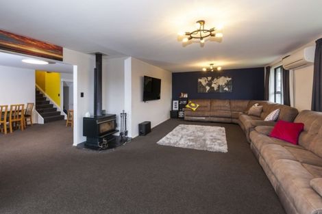 Photo of property in 6 Castile Place, Belfast, Christchurch, 8051