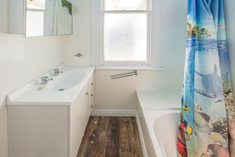 Photo of property in 26 Alma Road, Gonville, Whanganui, 4501