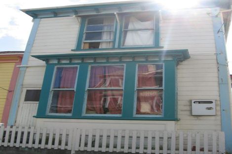 Photo of property in 24 Brougham Street, Mount Victoria, Wellington, 6011