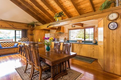 Photo of property in 2 Par Place, Kinloch, Taupo, 3377