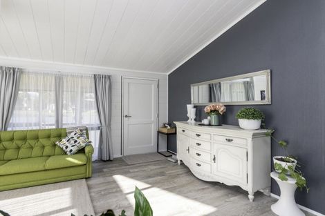 Photo of property in 9 Walmsley Crescent, Paeroa, 3600