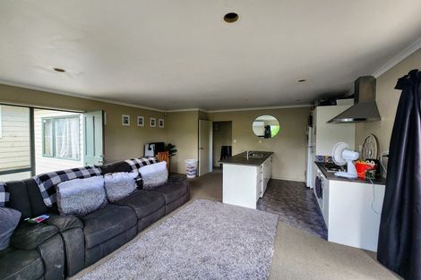 Photo of property in 30 Sunline Avenue, Massey, Auckland, 0614
