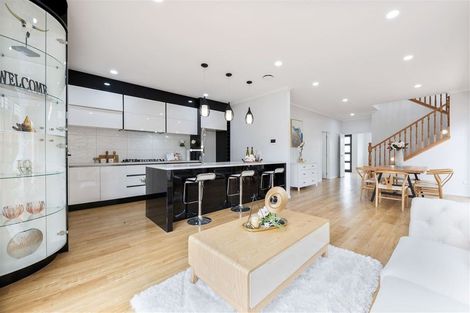 Photo of property in 413 Ormiston Road, Flat Bush, Auckland, 2019