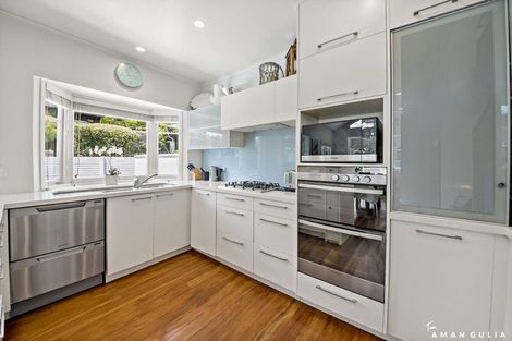 Photo of property in 94 Sylvia Road, Hillcrest, Auckland, 0627