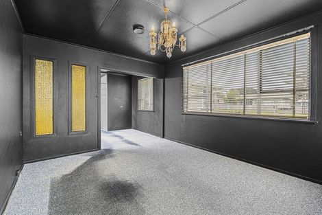 Photo of property in 82 Strange Street, Waitara, 4320