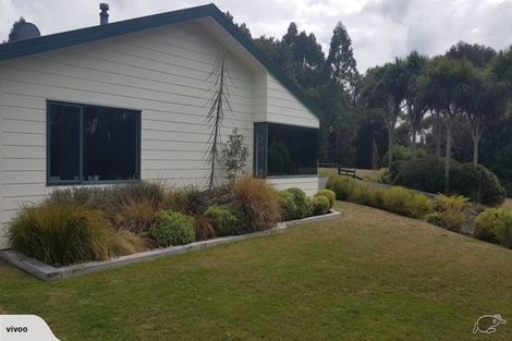 Photo of property in 277 Mapara Road, Acacia Bay, Taupo, 3385