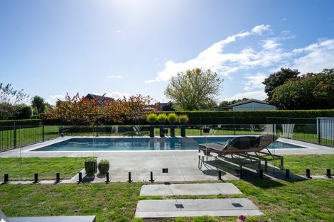 Photo of property in 3/45 Saint Kilda Road, Cambridge, 3434