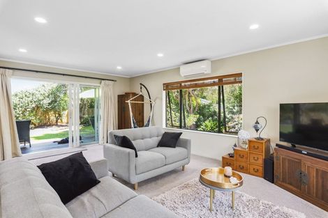 Photo of property in 7b Wood Leigh, Paraparaumu Beach, Paraparaumu, 5032