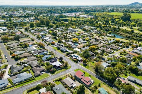 Photo of property in 28 Chaucer Street, Leamington, Cambridge, 3432