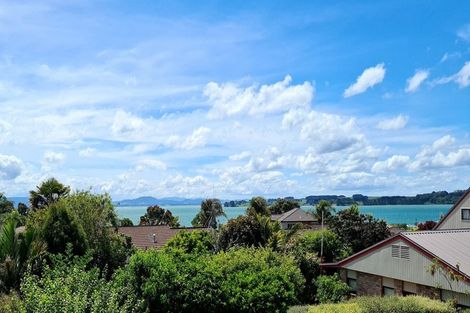 Photo of property in 2 Gellibrand Place, Omokoroa, 3114