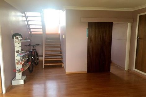 Photo of property in 1d Vanguard Road, Kelston, Auckland, 0602