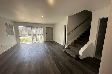 Photo of property in 271 Te Atatu Road, Te Atatu South, Auckland, 0610